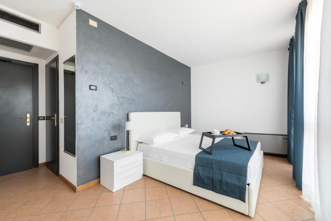 Lake Como Golf Hotel Figino Serenza Exterior photo